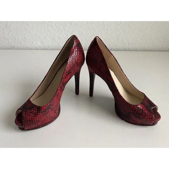 GUESS Red Snake Print High Stiletto Heeled Peep Toe Heels Size 7M Used - Picture 1 of 13